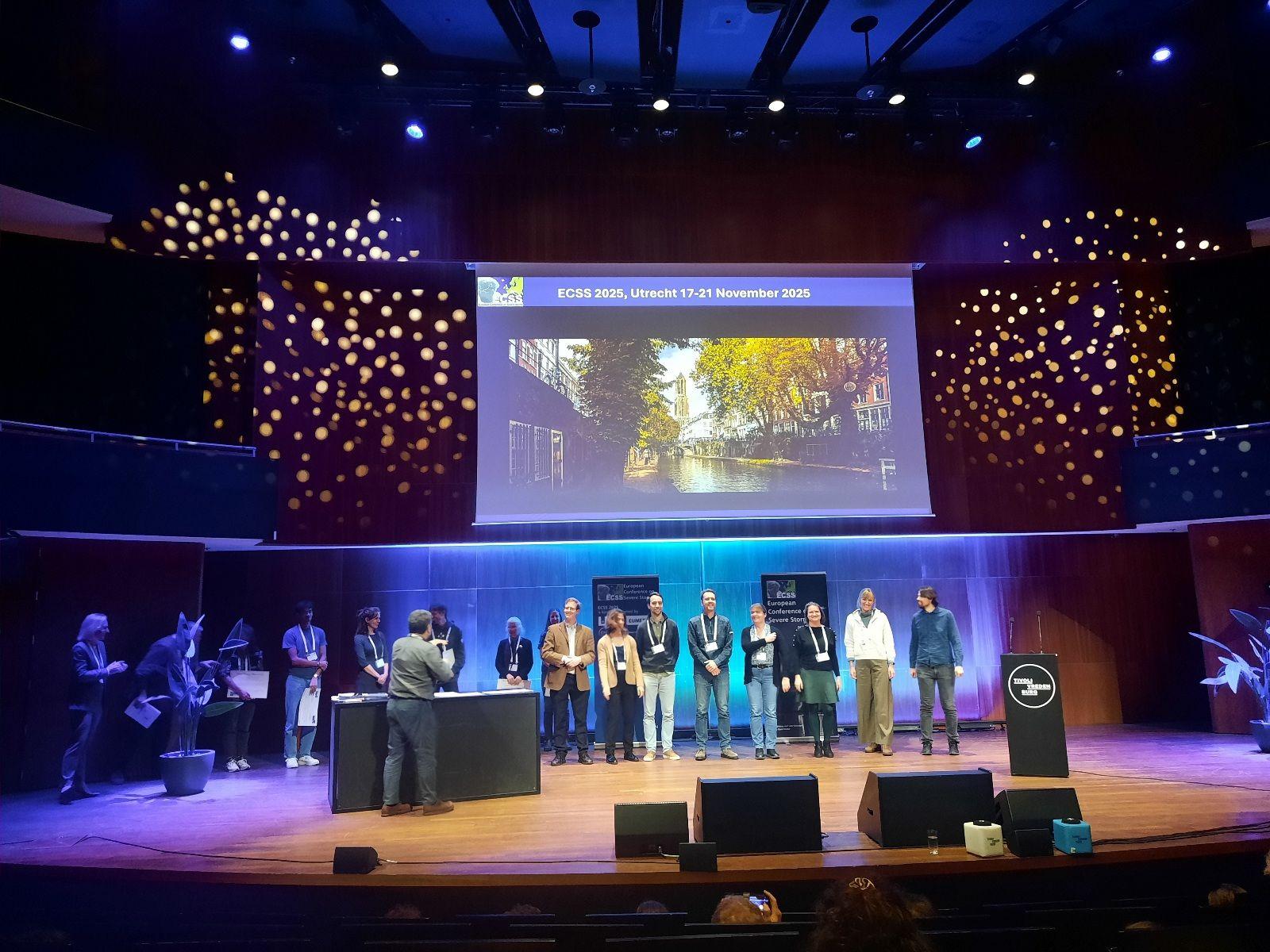 inimesed konverentsi laval