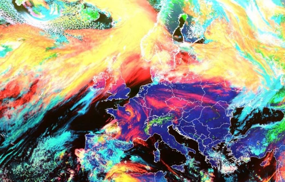 satelliitfoto maast